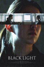 Nonton film Streaming Black Light (2021) subtitle Bahasa Indonesia