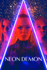 Nonton film Streaming The Neon Demon (2016) subtitle Bahasa Indonesia